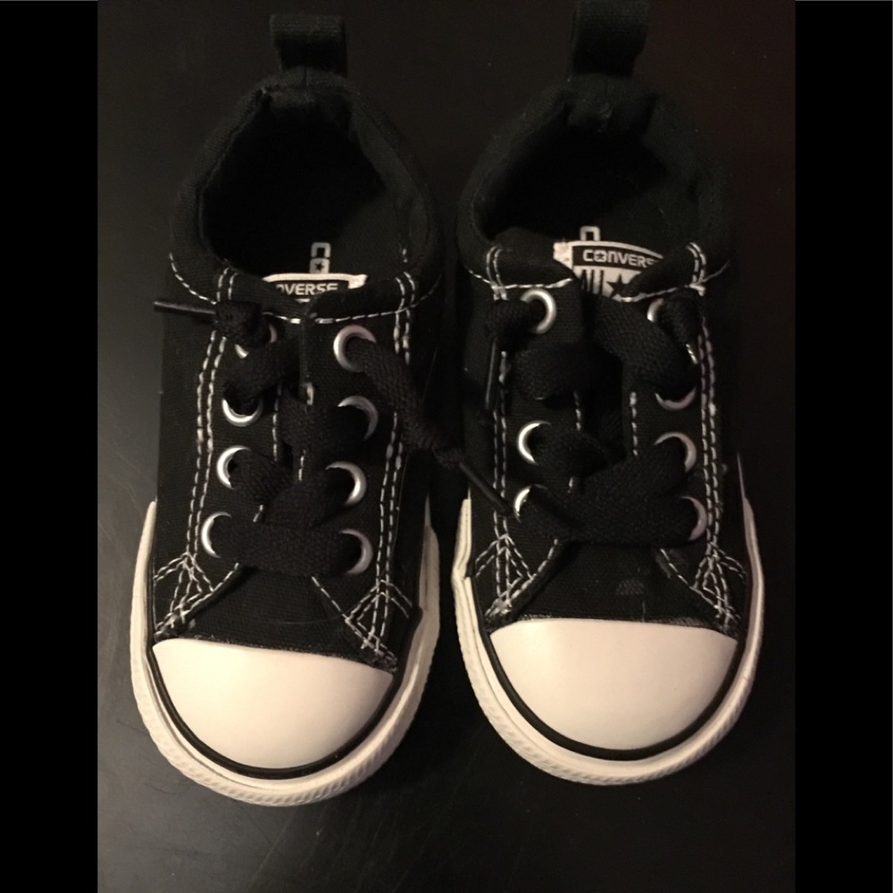 Toddler boys size 7 Converse shoes